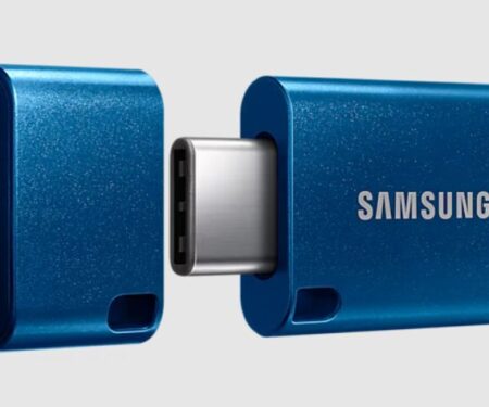 USB Flash Drives & Storage